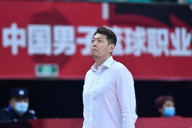 久久成人精品免费播放